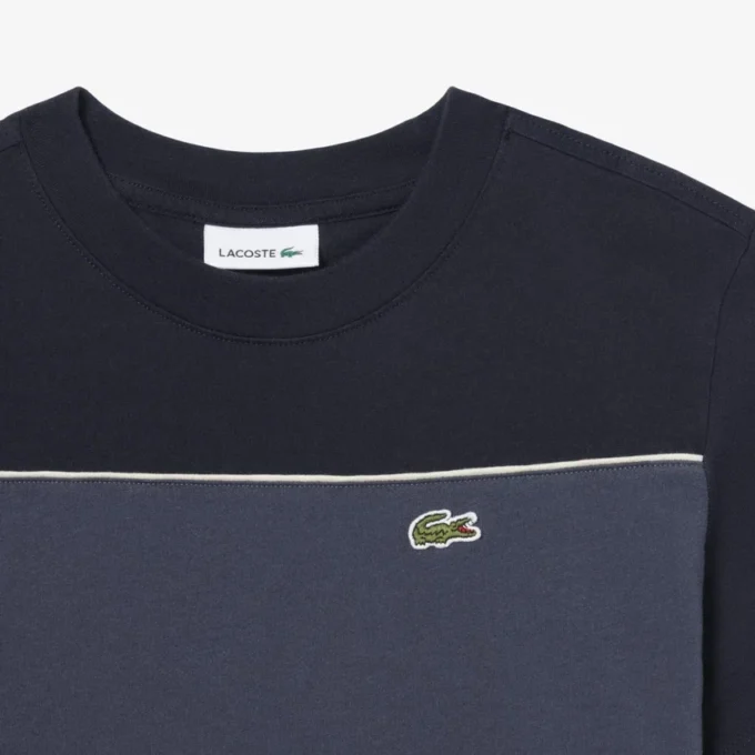 Bawełniany T-shirt z kontrastowymi wstawkami Bawełniany T-shirt z kontrastowymi wstawkami