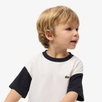 Bawełniany T-shirt z kontrastowymi wykończeniami