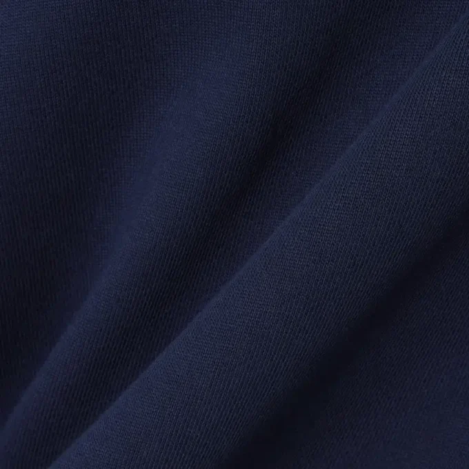 Bluza z kapturem z wytłoczonym logo Bluza z kapturem z wytłoczonym logo