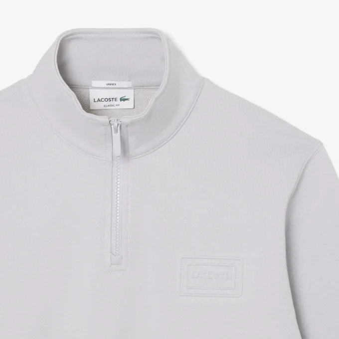 Bluza z wysokim kołnierzem i zamkiem błyskawicznym Bluza z wysokim kołnierzem i zamkiem błyskawicznym