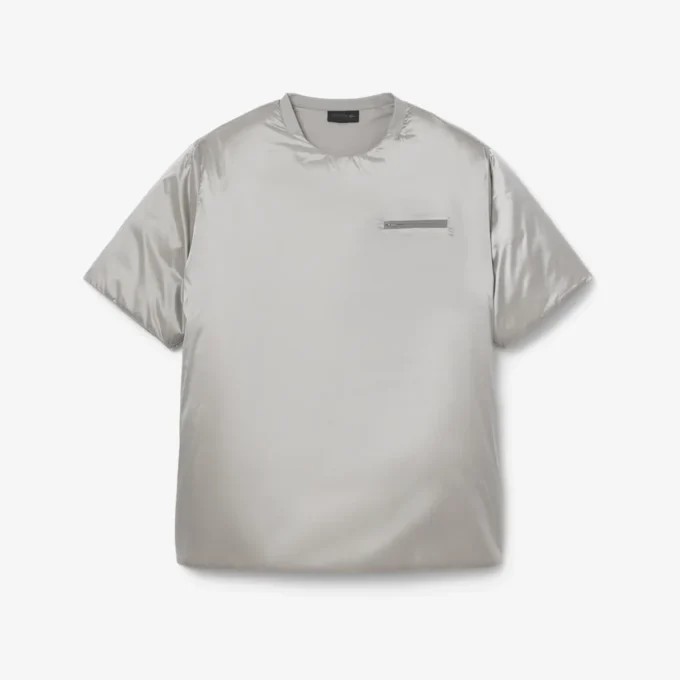 Błyszczący T-shirt z wyściółką z kolekcji Runway