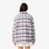 Damską oversize’ową pikowaną wełnianą koszulę Damską oversize’ową pikowaną wełnianą koszulę