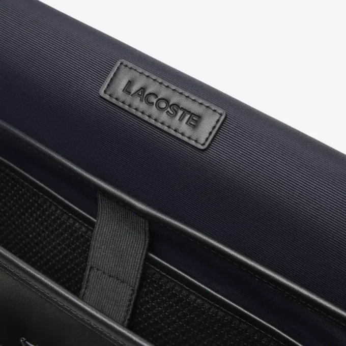 Klasyczna torba Lacoste z klapką Klasyczna torba Lacoste z klapką