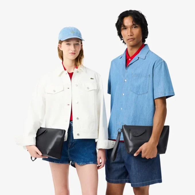 Kopertówka Lacoste Club z ziarnej skóry Kopertówka Lacoste Club z ziarnej skóry