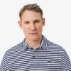 Koszulka polo golfowa Ultra Dry w paski o regularnym kroju Koszulka polo golfowa Ultra Dry w paski o regularnym kroju