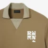 Koszulka Polo oversize z satyny z naszywką z wybiegu Koszulka Polo oversize z satyny z naszywką z wybiegu