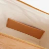 Mała torebka typu hobo z tłoczonej skóry Maheki Mała torebka typu hobo z tłoczonej skóry Maheki