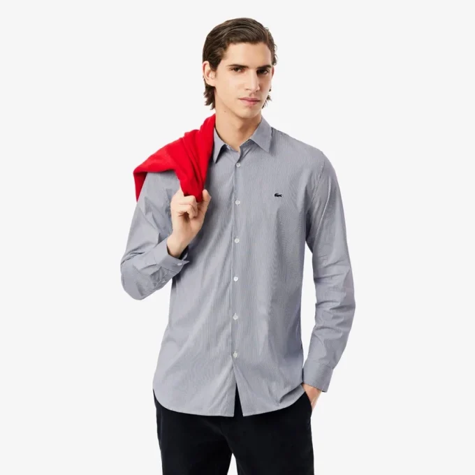 Męska koszula w paski o kroju slim fit z elastycznego materiału, zapinana na guziki Męska koszula w paski o kroju slim fit z elastycznego materiału, zapinana na guziki