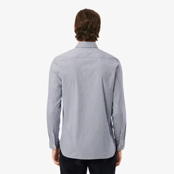 Męska koszula w paski o kroju slim fit z elastycznego materiału, zapinana na guziki Męska koszula w paski o kroju slim fit z elastycznego materiału, zapinana na guziki