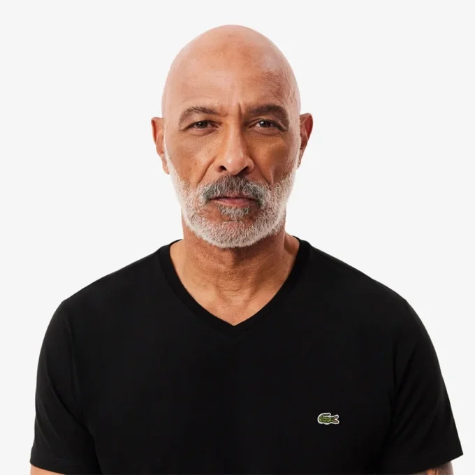 Męski lekki T-shirt z bawełny Pima z dekoltem w serek