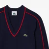 Męski sweter w paski z dekoltem w serek z edycji archiwalnej Męski sweter w paski z dekoltem w serek z edycji archiwalnej