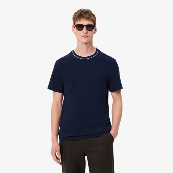 Męski T-shirt z elastycznego piqu w paski z kołnierzykiem Męski T-shirt z elastycznego piqu w paski z kołnierzykiem