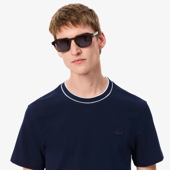 Męski T-shirt z elastycznego piqu w paski z kołnierzykiem Męski T-shirt z elastycznego piqu w paski z kołnierzykiem