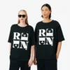 Satynowy T-shirt z nadrukiem z kolekcji Runway Satynowy T-shirt z nadrukiem z kolekcji Runway