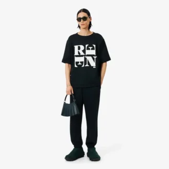 Satynowy T-shirt z nadrukiem z kolekcji Runway