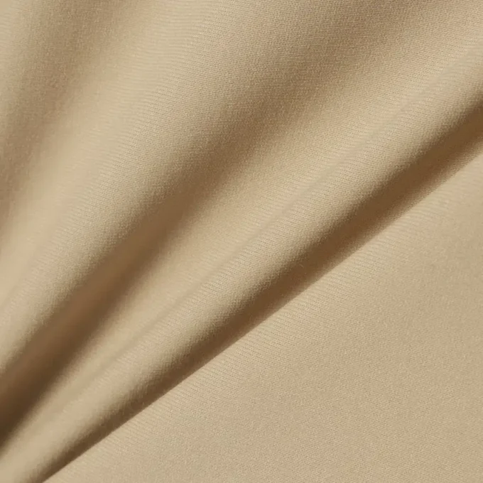 Spodnie chino o regularnym kroju z elastycznego materiału Spodnie chino o regularnym kroju z elastycznego materiału