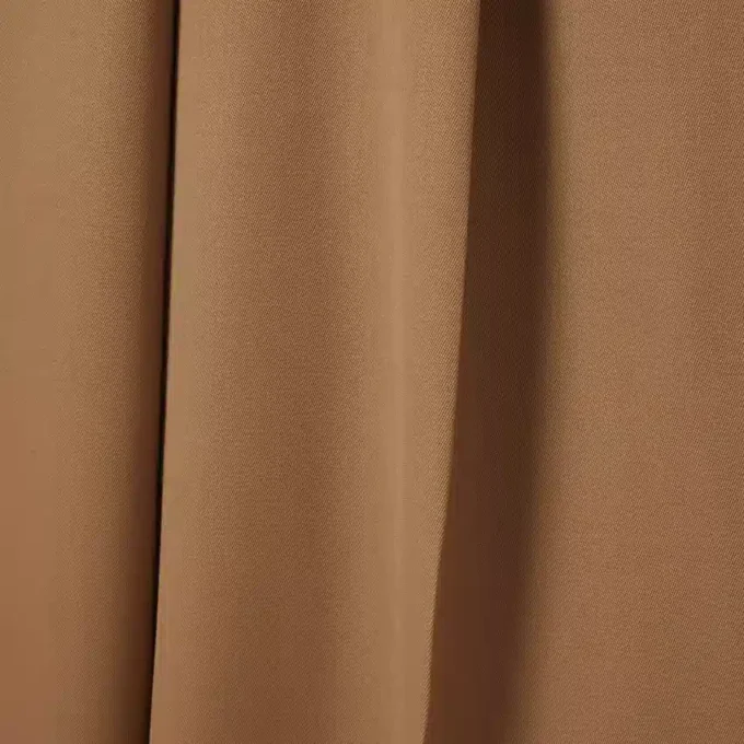 Spodnie z wełny o szerokim kroju z kolekcji Runway