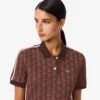 Sukienka polo damska o kroju slim fit z monogramem