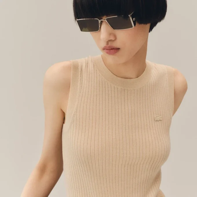 Sweter bez rękawów z dzianiny 3D z wełny merynosowej Sweter bez rękawów z dzianiny 3D z wełny merynosowej