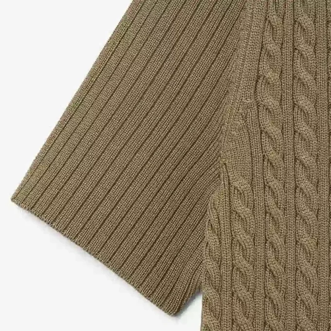 Sweter z kołnierzem koszulki Polo i splotem typu cable knit z kolekcji Runway