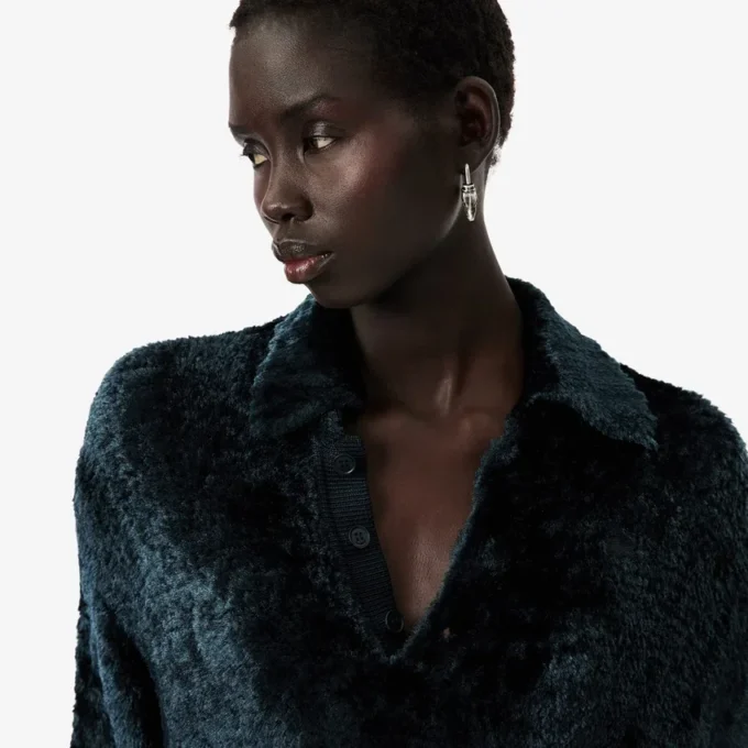 Sweter z weluru z kołnierzem Polo z kolekcji Runway Sweter z weluru z kołnierzem Polo z kolekcji Runway
