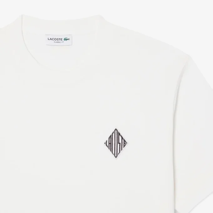 T-shirt o klasycznym kroju z dużą naszywką T-shirt o klasycznym kroju z dużą naszywką