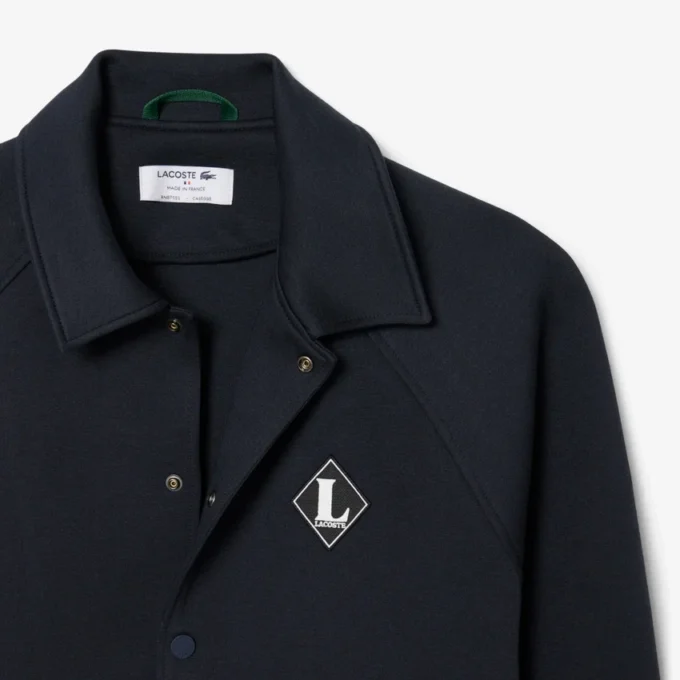 Wyprodukowana we Francji kurtka z naszywką w stylu retro Wyprodukowana we Francji kurtka z naszywką w stylu retro